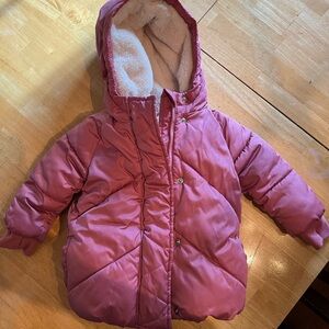Baby Gap winter coat. Size 12-18 months. Very warm!  VGUC